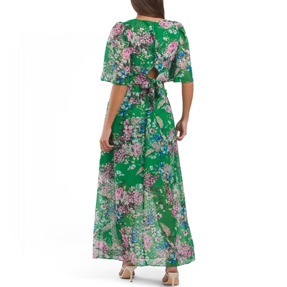 🔹️ Kensie🔹️ Green Multi  Floral 2 Piece Skirt Set - Picture 2 of 3